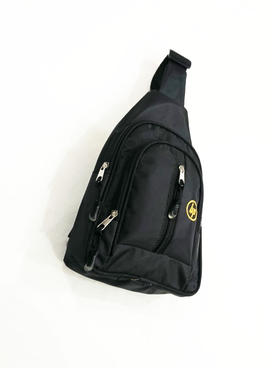 Black Crossbody Sling Bag – Lightweight Shoulder Chest Bag for Men & Women
